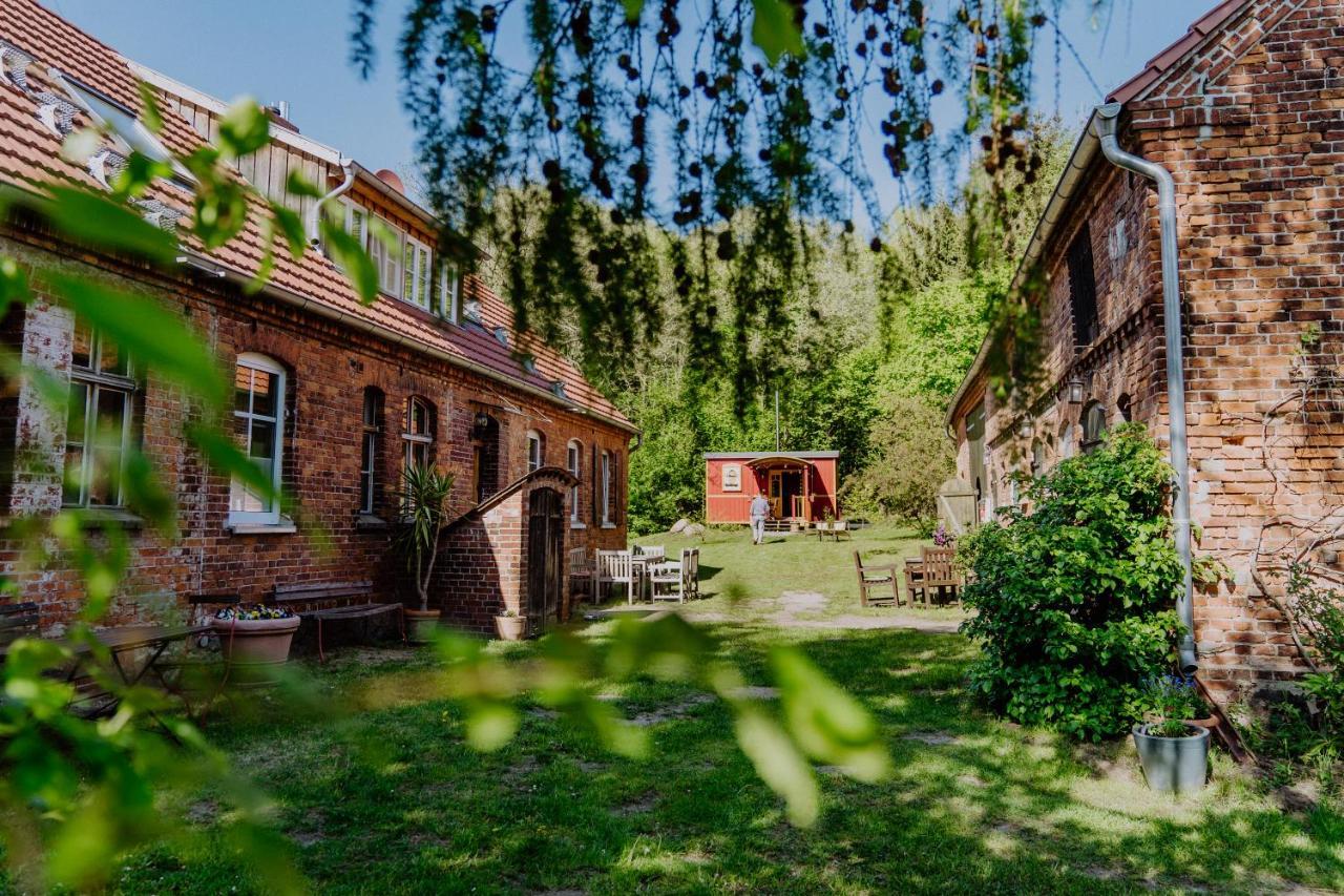 Landhaus Goldene Gans Gross Pankow  Exterior photo